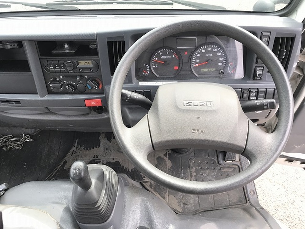 いすゞ　エルフ