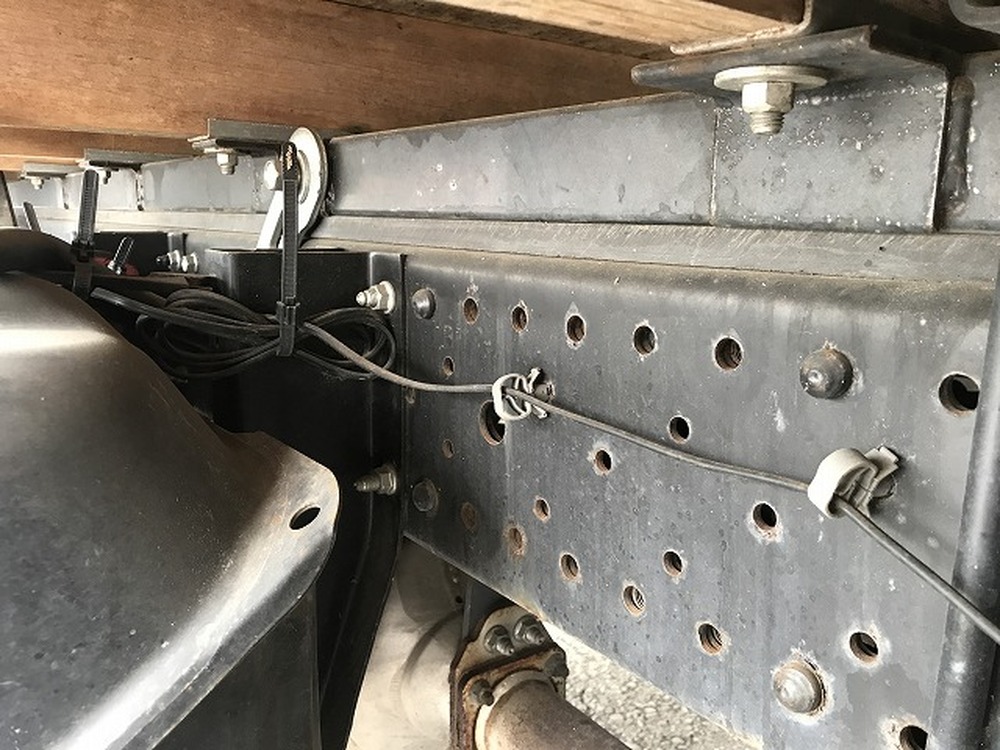 いすゞ　エルフ