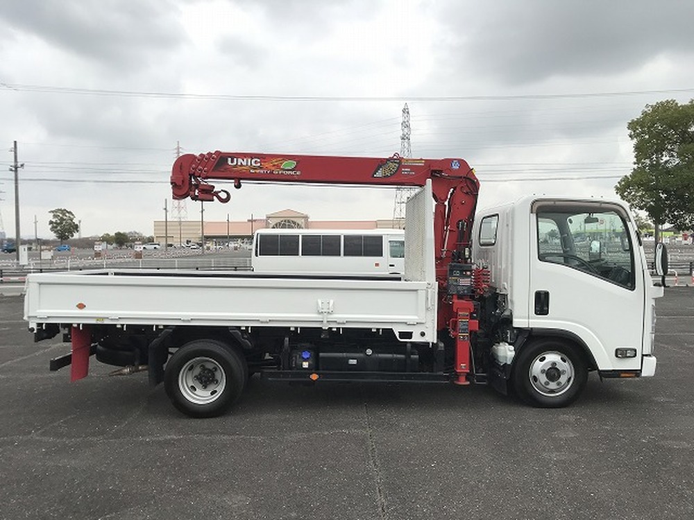 いすゞ　エルフ