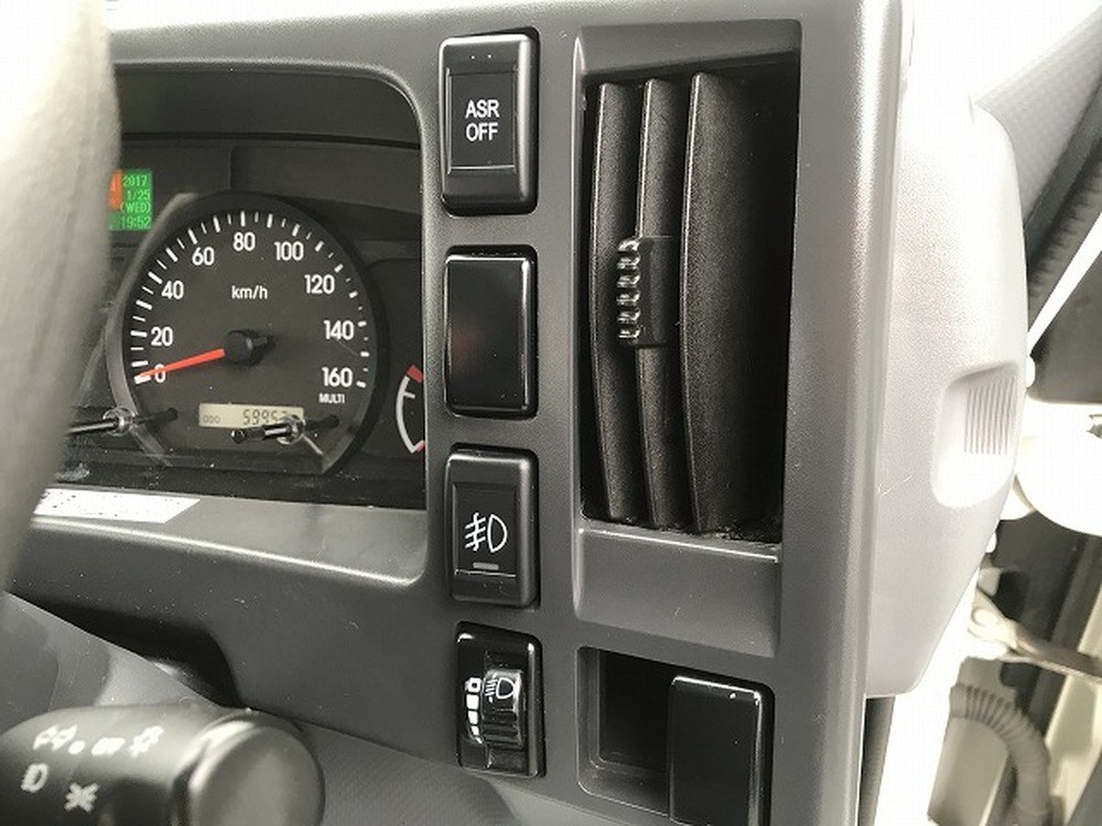 いすゞ　エルフ