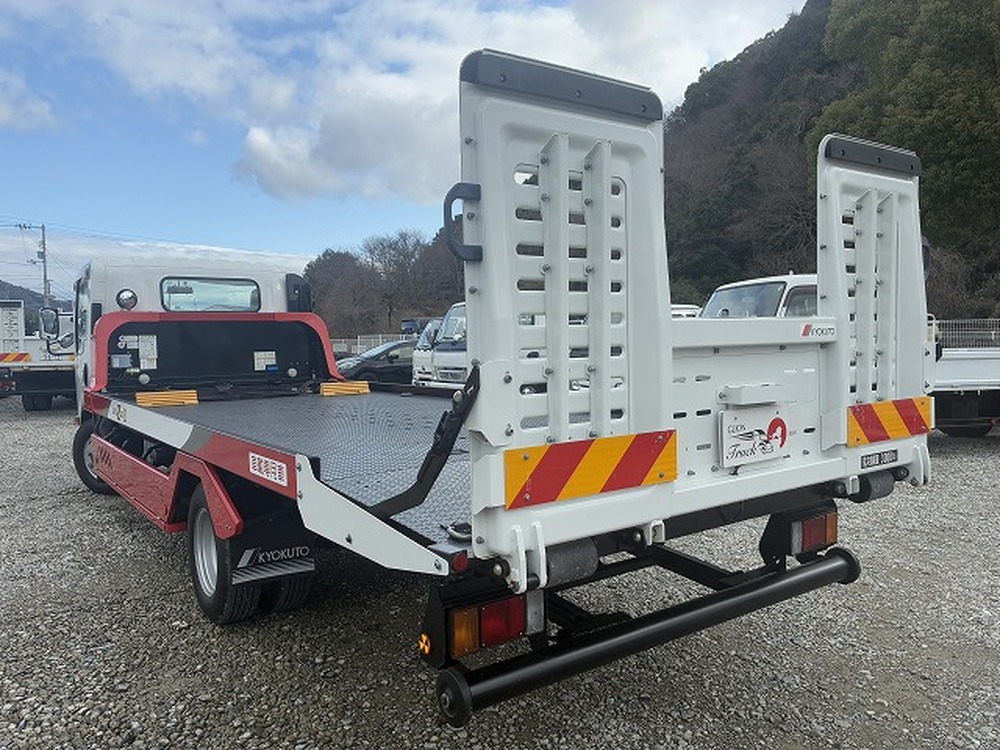 いすゞ　エルフ