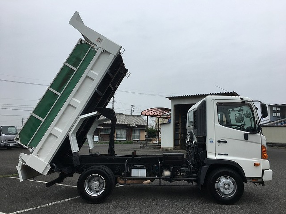 日野　レンジャー