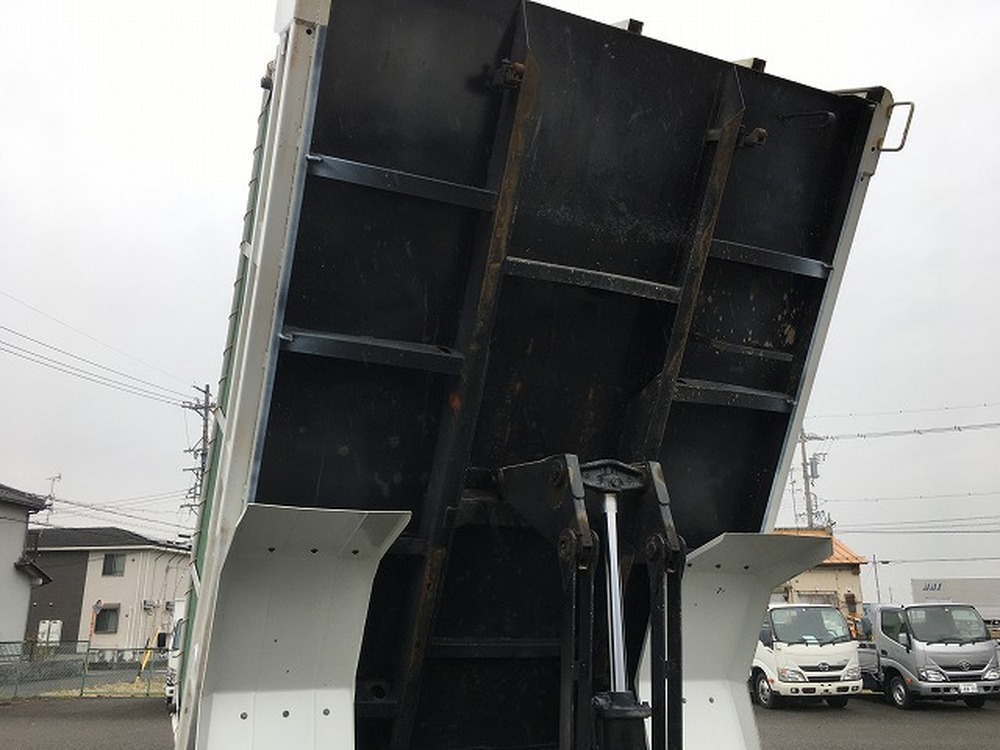 日野　レンジャー