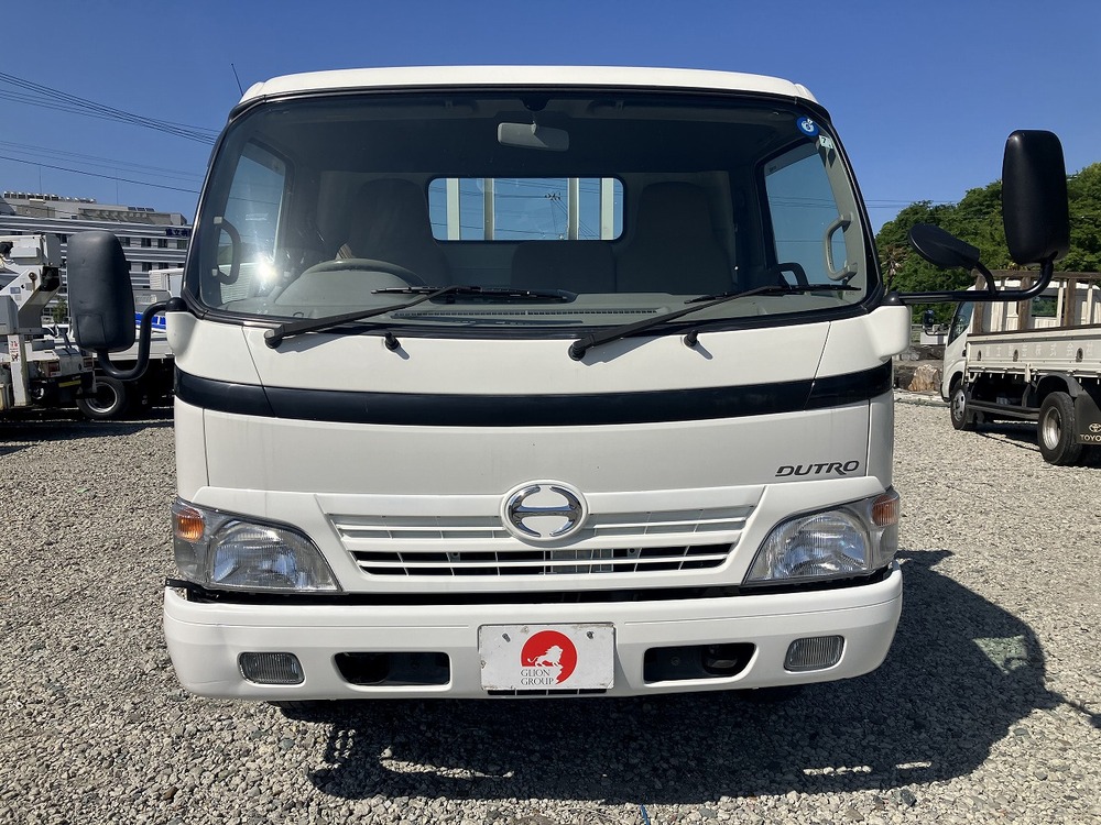日野　デュトロ