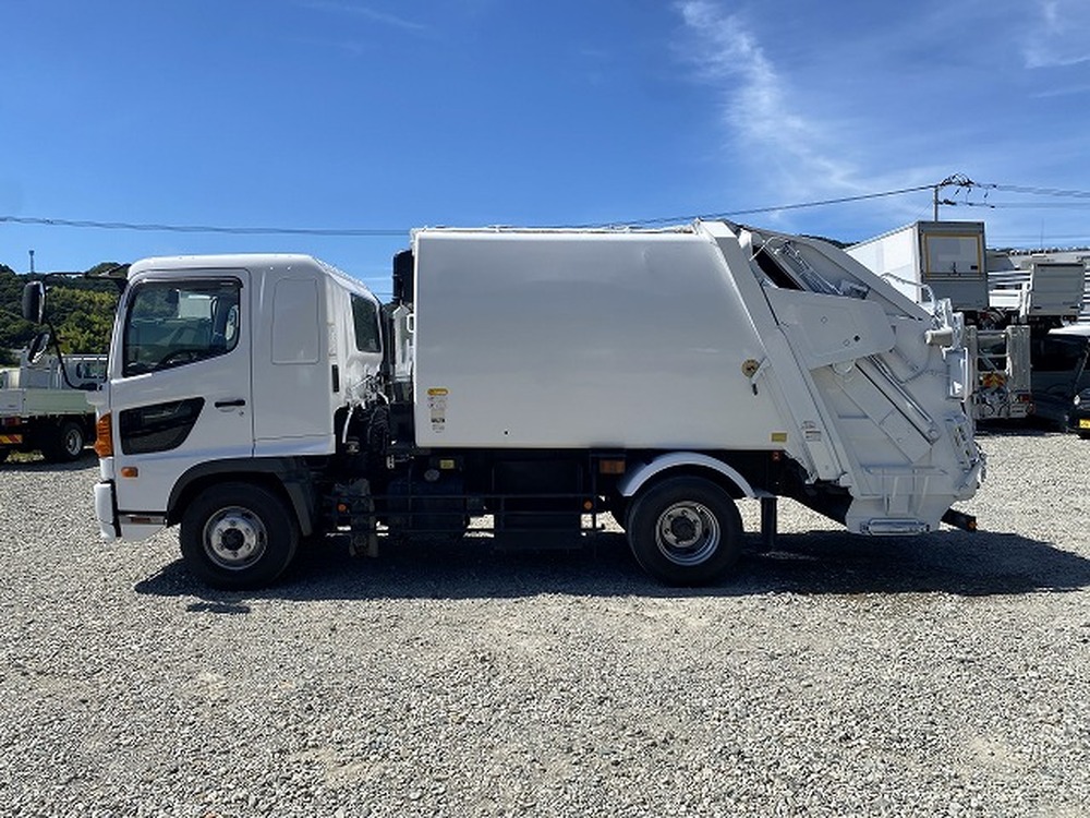 日野　レンジャー