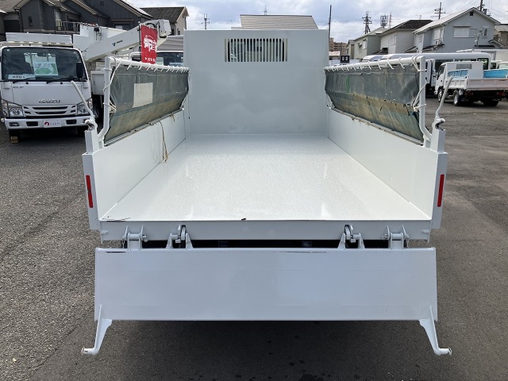 日野　デュトロ