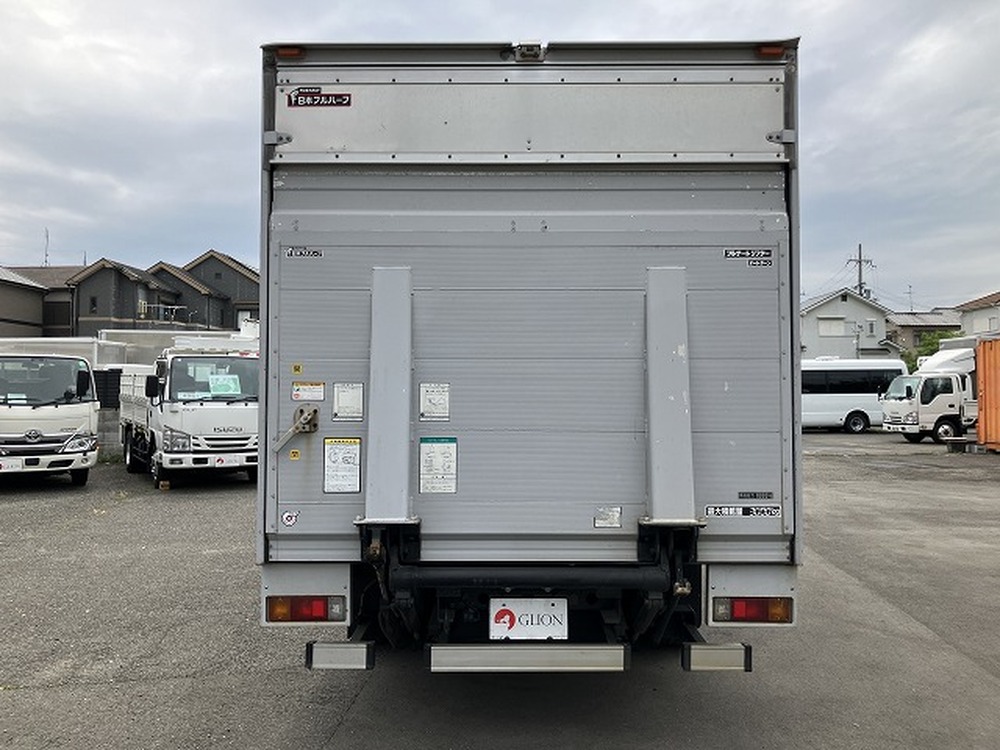 日野　デュトロ