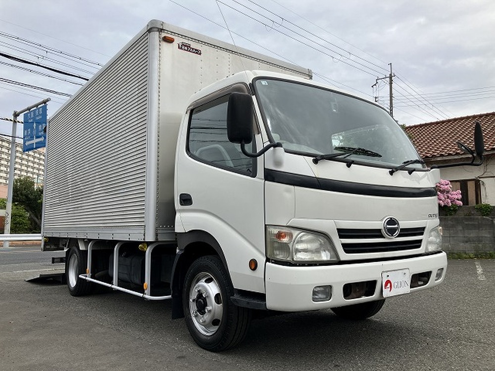 日野　デュトロ