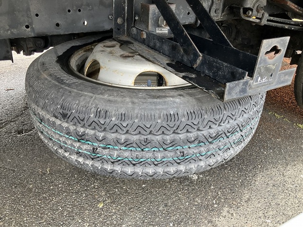 日野　デュトロ