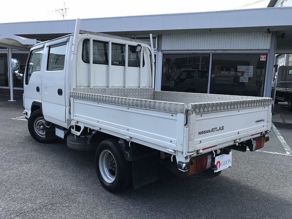 日産　アトラストラック
