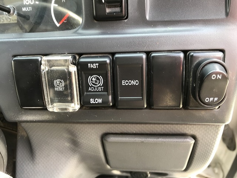 日産　アトラストラック