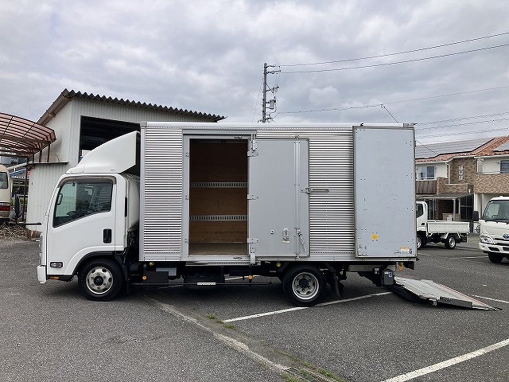 いすゞ　エルフ