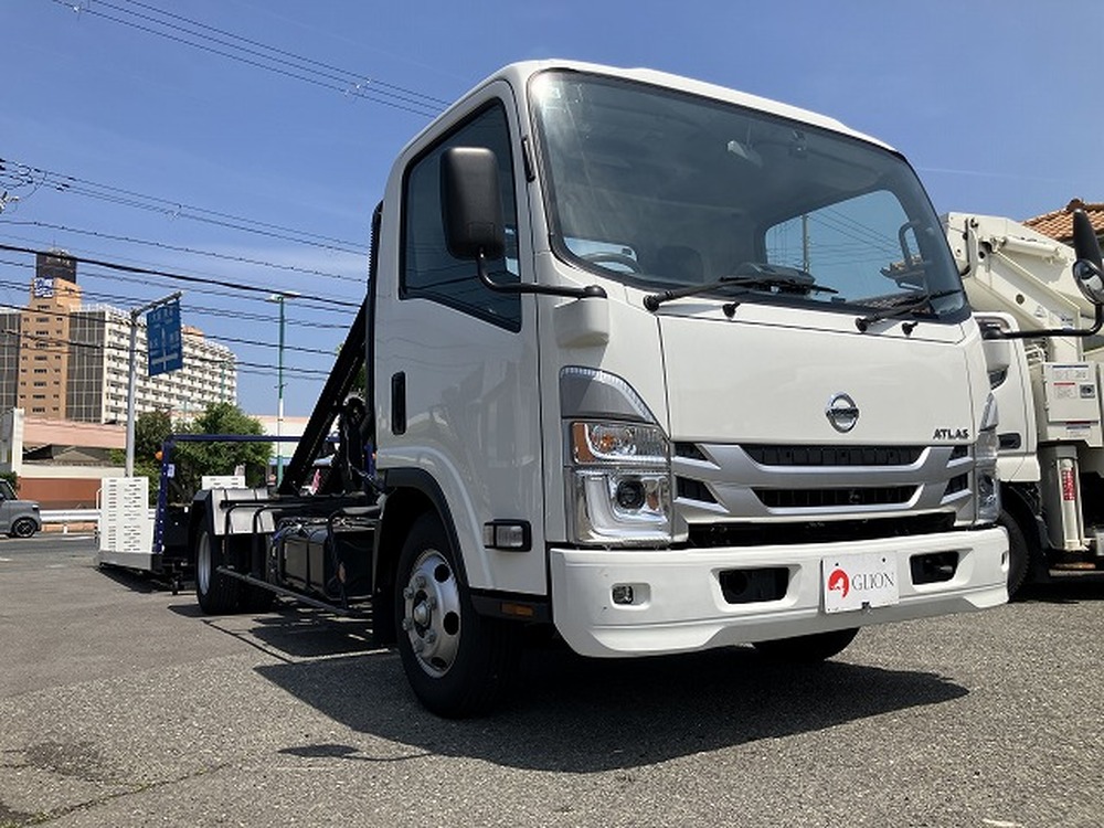 日産　アトラストラック