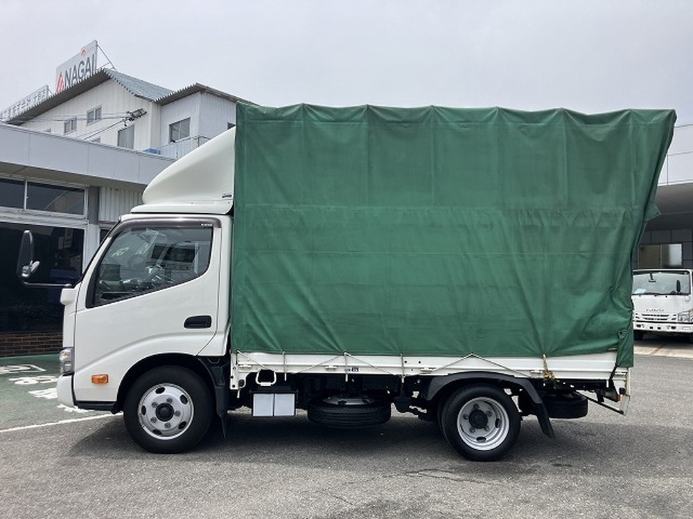 日野　デュトロ