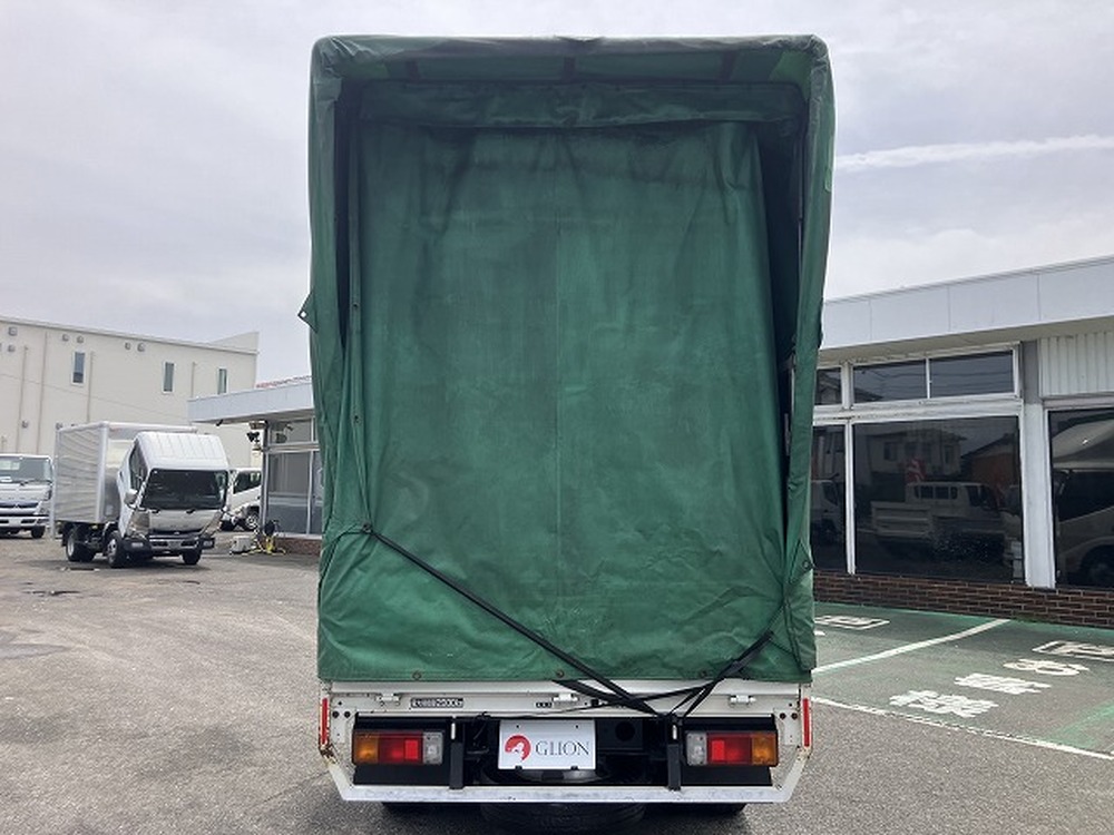 日野　デュトロ