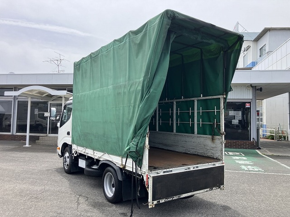 日野　デュトロ
