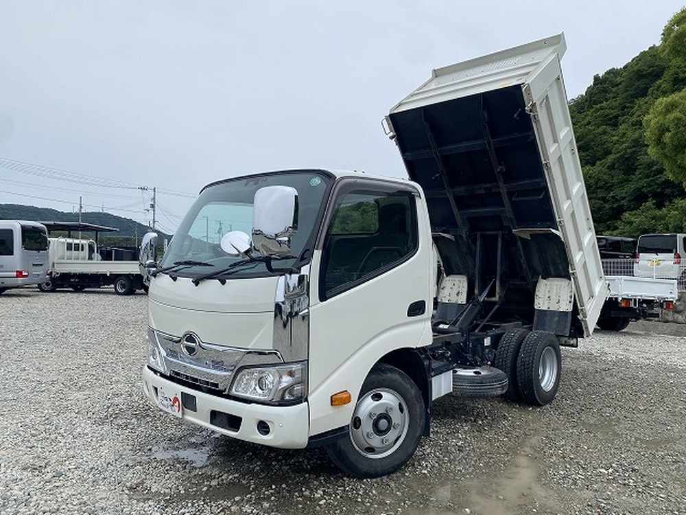 日野　デュトロ