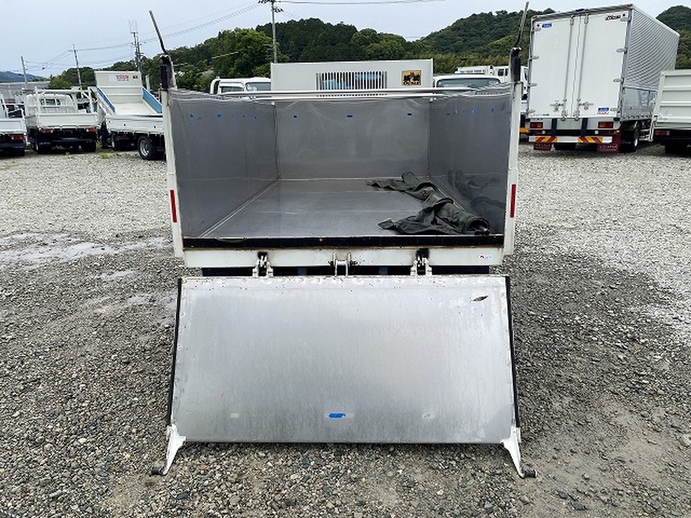 日野　デュトロ