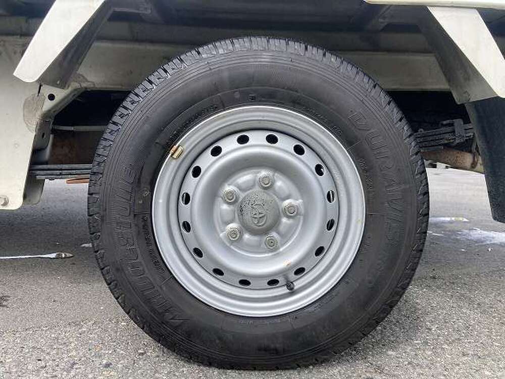 トヨタ　ライトエーストラック
