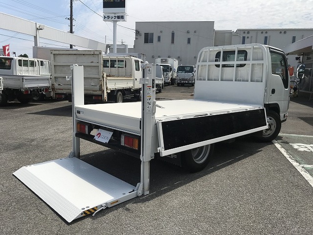 いすゞ　エルフ
