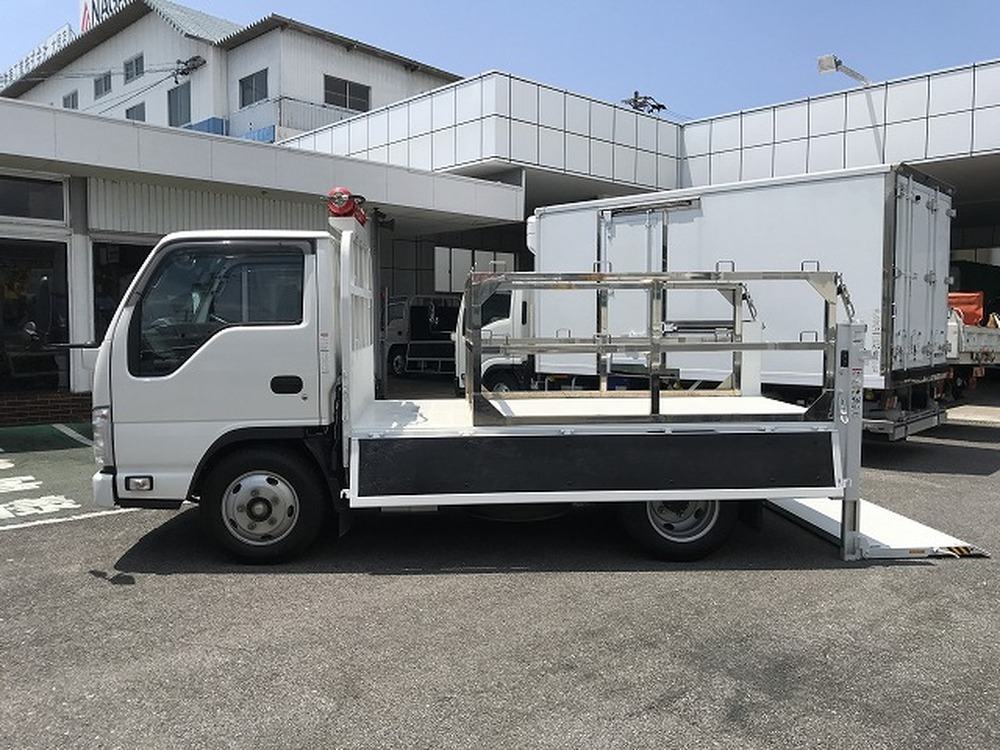 いすゞ　エルフ
