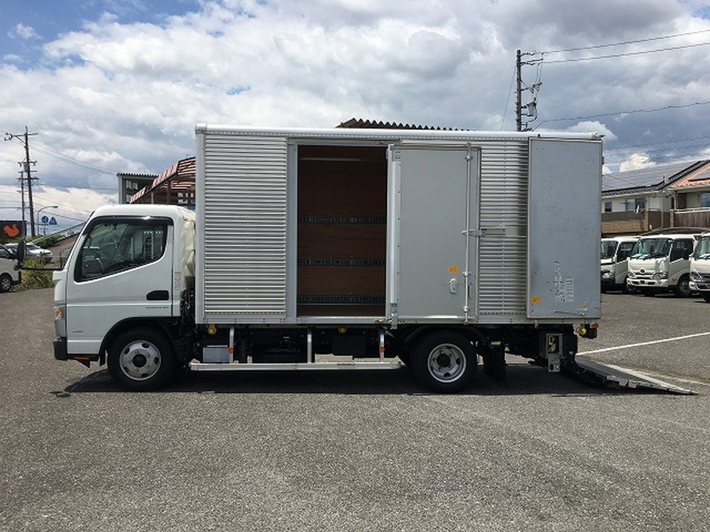 三菱ふそう　キャンター