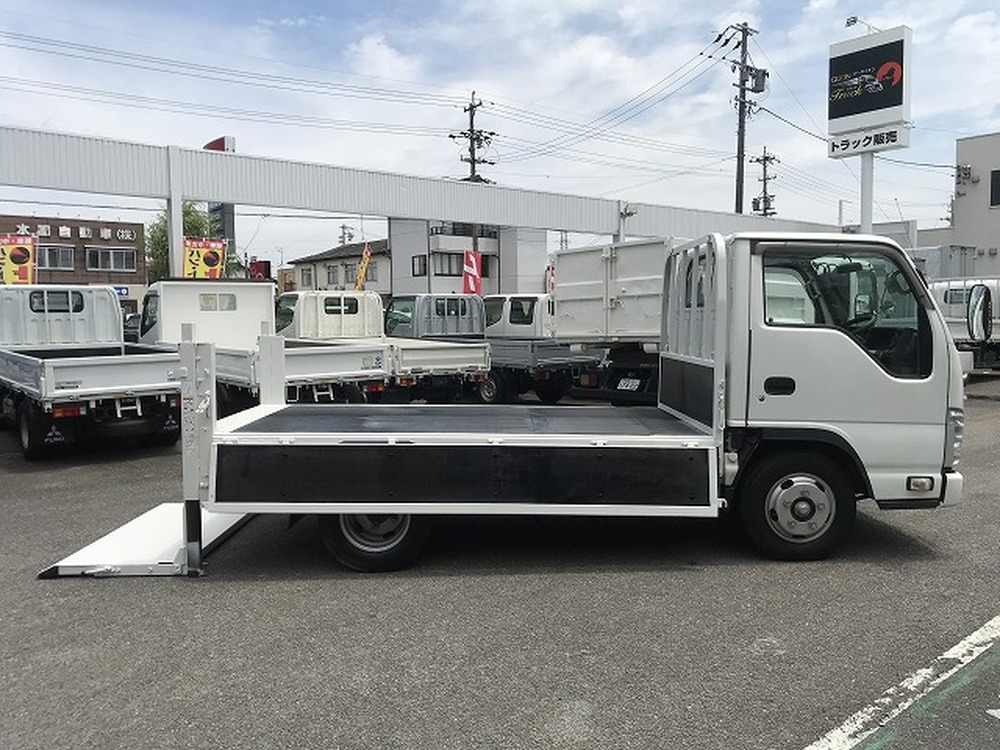 いすゞ　エルフ