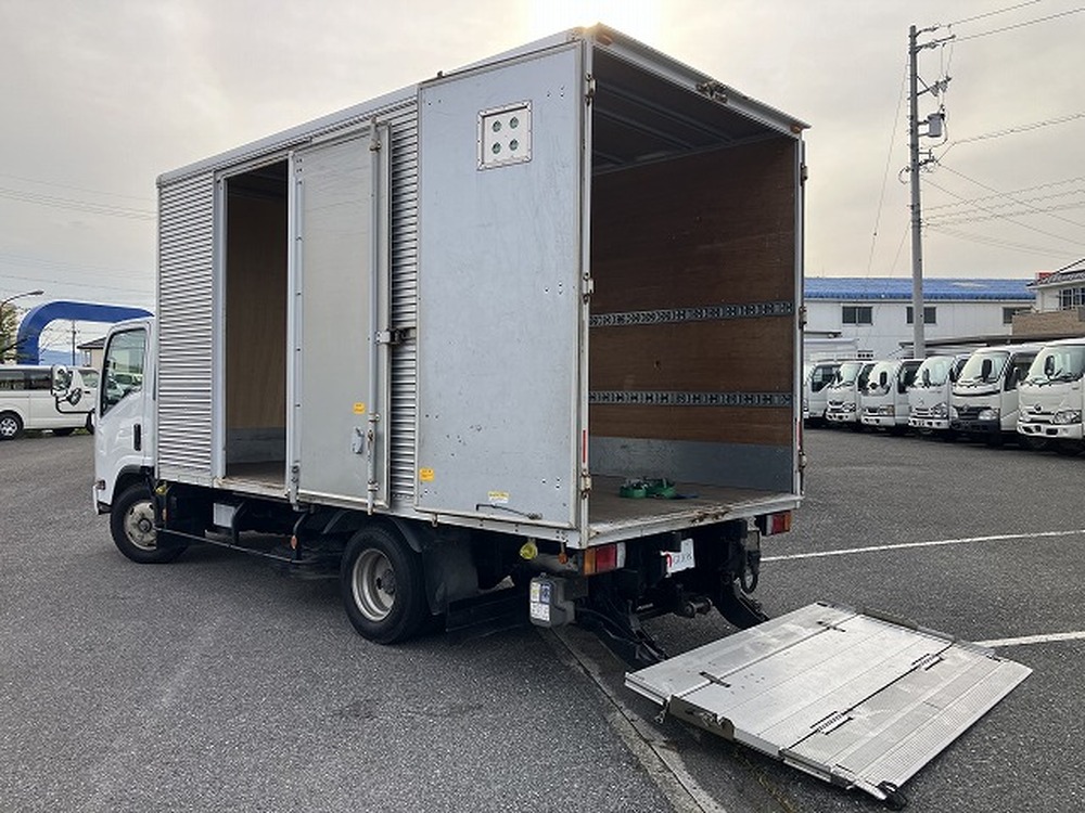 いすゞ　エルフ