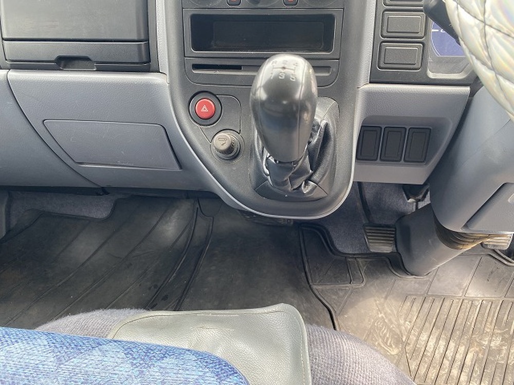 三菱ふそう　キャンター