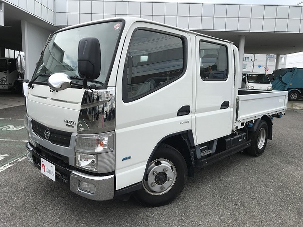 日産　アトラストラック