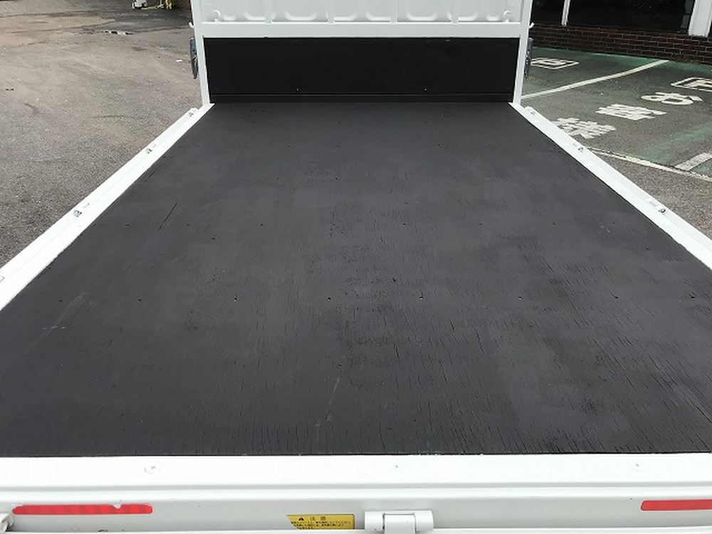 日産　アトラストラック