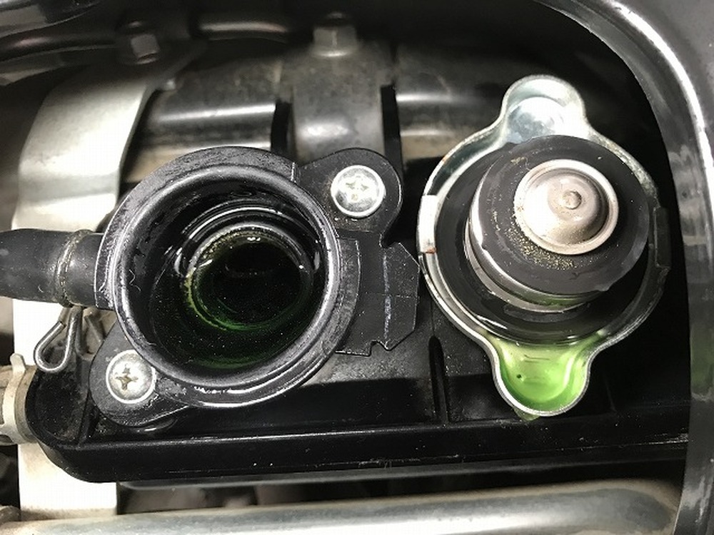 日産　アトラストラック