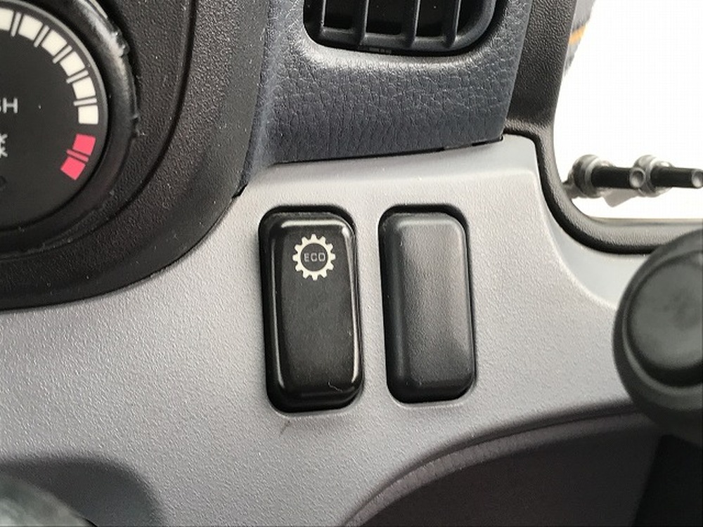 日産　アトラストラック