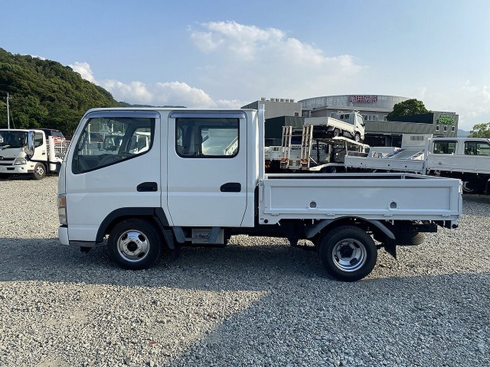 三菱ふそう　キャンターガッツ