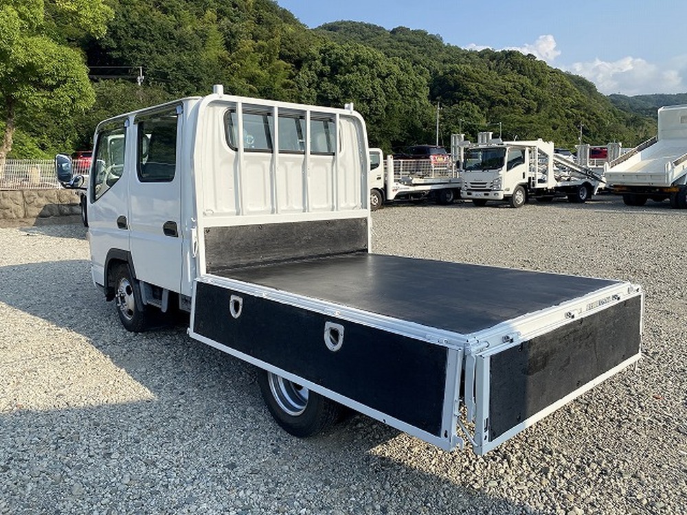 三菱ふそう　キャンターガッツ