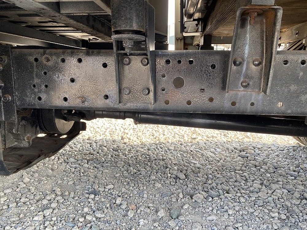 三菱ふそう　キャンターガッツ