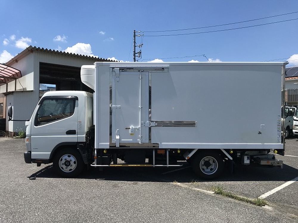 三菱ふそう　キャンター
