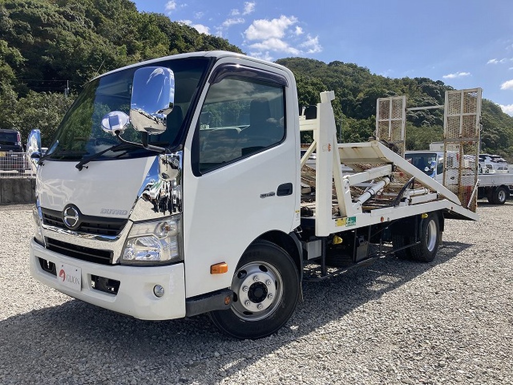日野　デュトロ