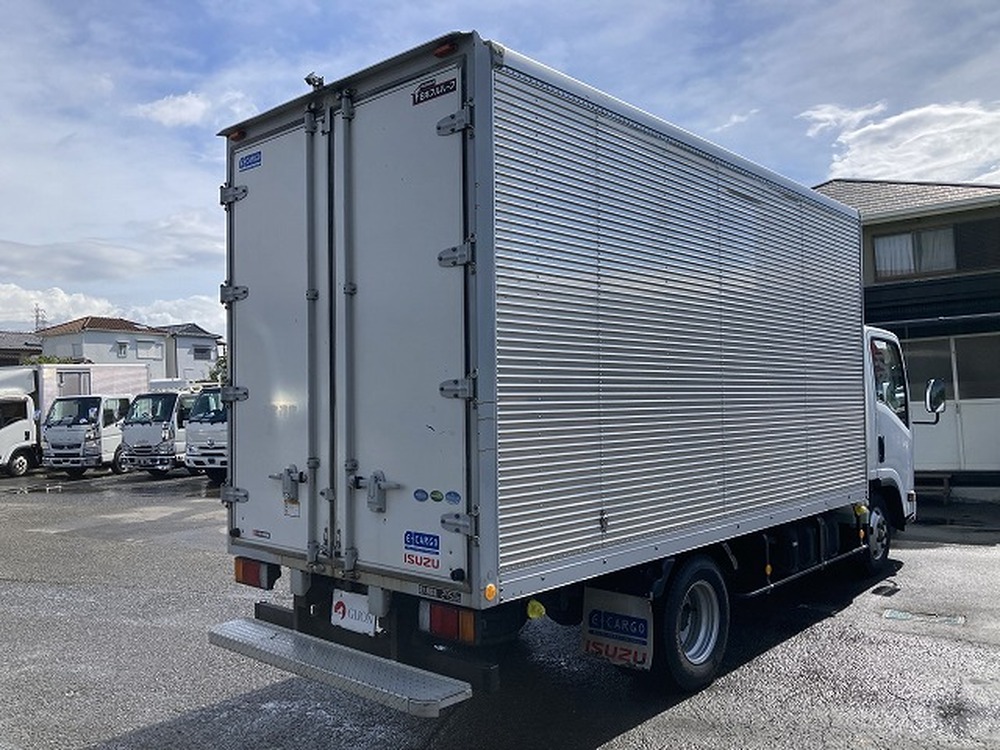 いすゞ　エルフ