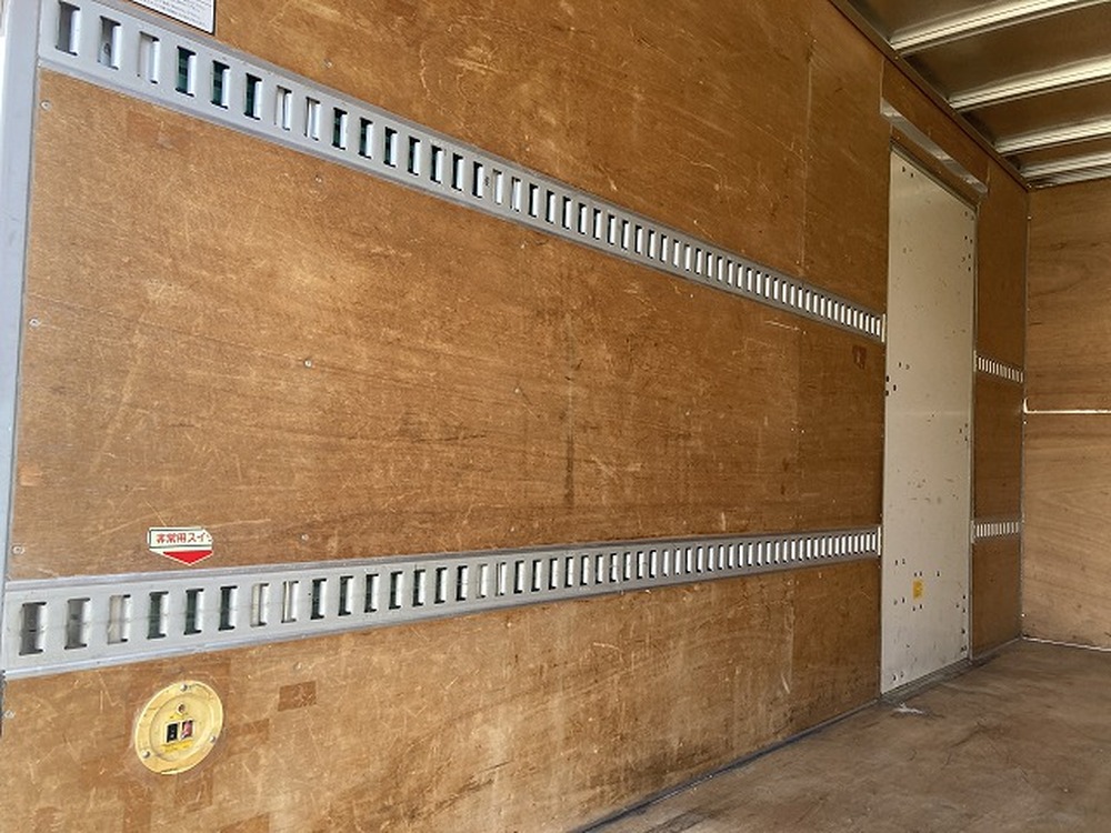 いすゞ　エルフ