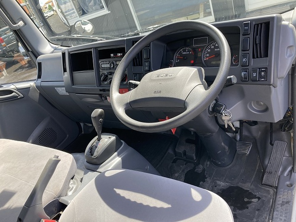 いすゞ　エルフ