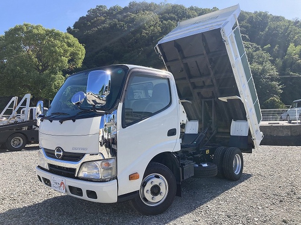 日野　デュトロ