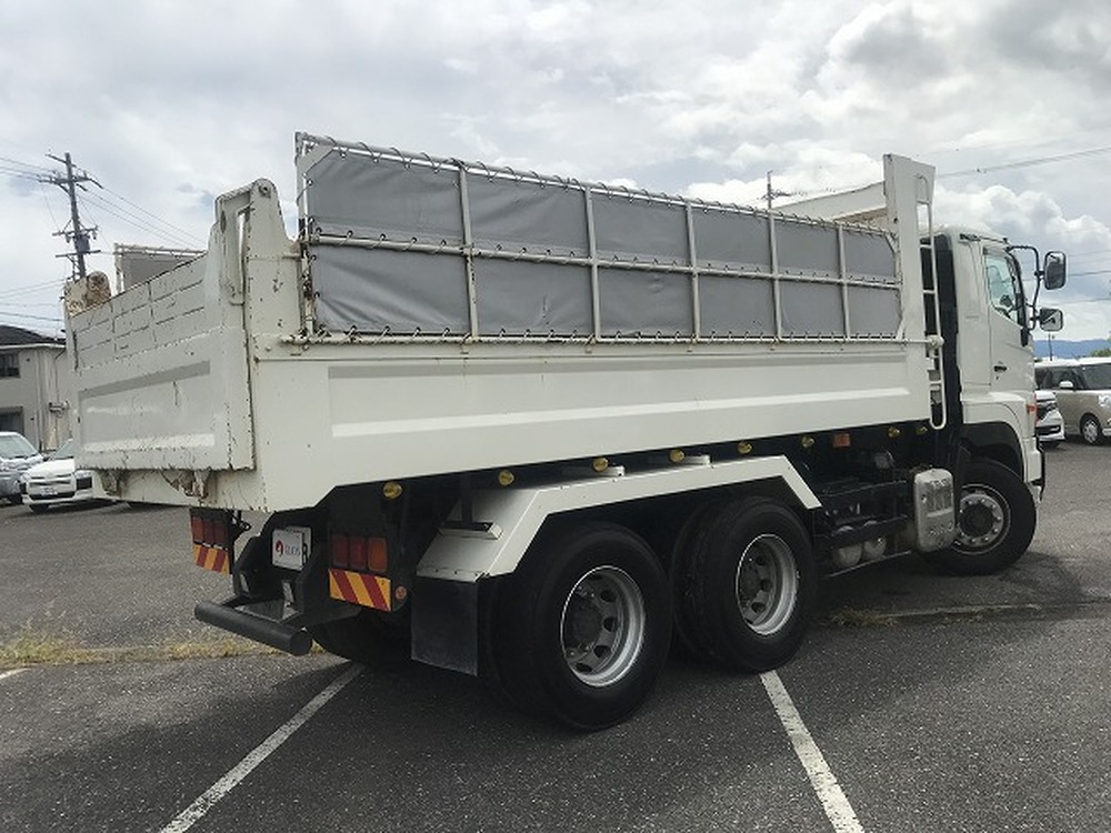 日野　プロフィア