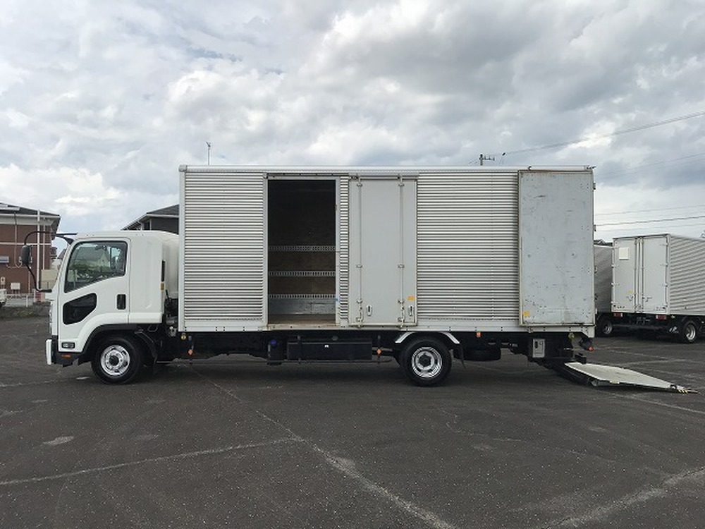 いすゞ　フォワード