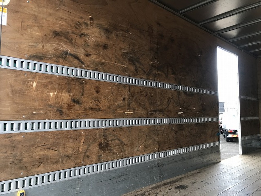 いすゞ　フォワード