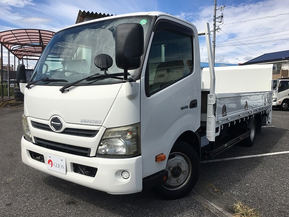 日野　デュトロ