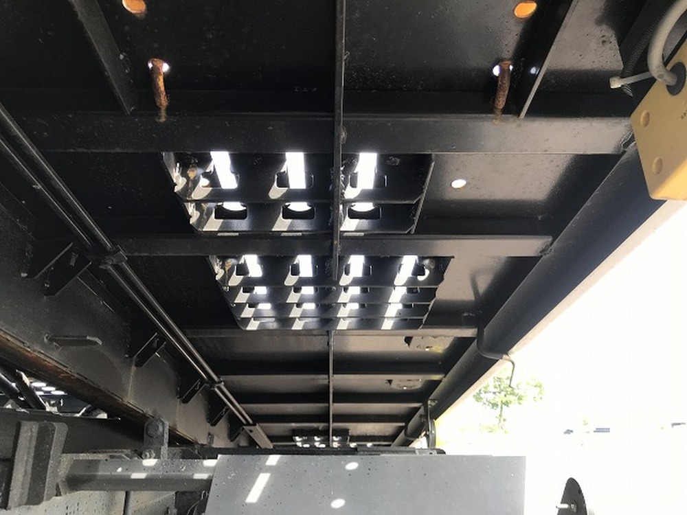 日野　デュトロ