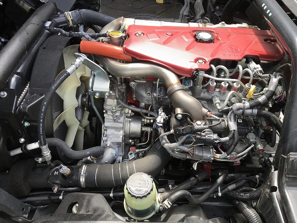 日野　デュトロ