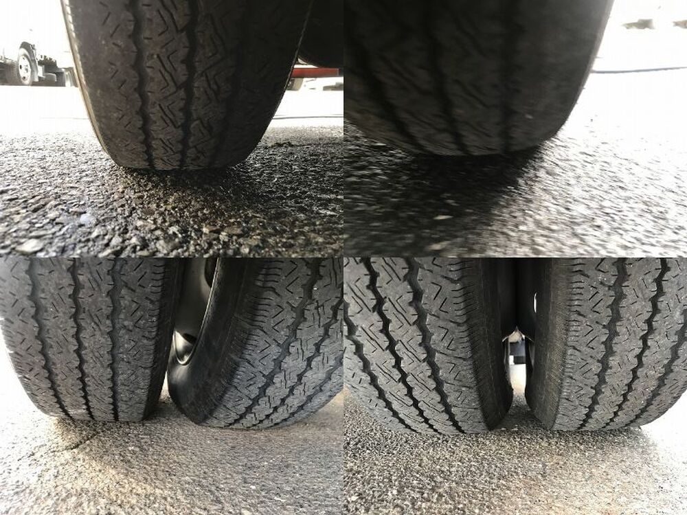 日野　デュトロ