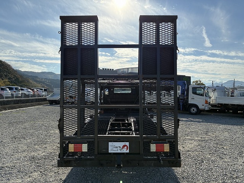 三菱ふそう　キャンター